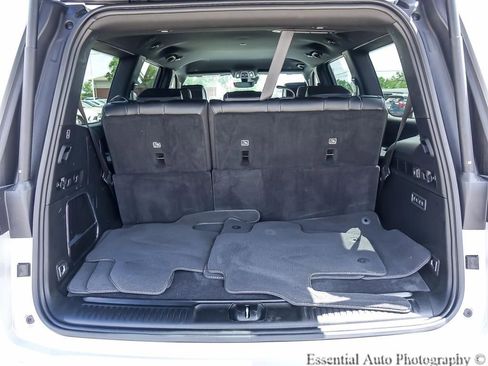 Used 2025 Jeep Wagoneer Series II w/ 8-Passenger Seating Package AWD/4WD image 23