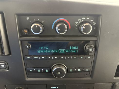 Used 2023 GMC Savana 3500 w/ Driver Convenience Package RWD image 17