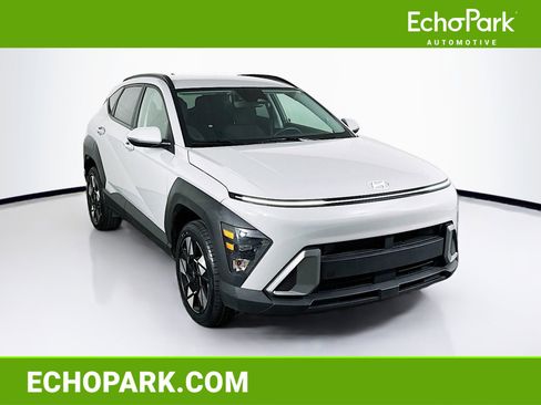 Used 2025 Hyundai Kona SEL image 1