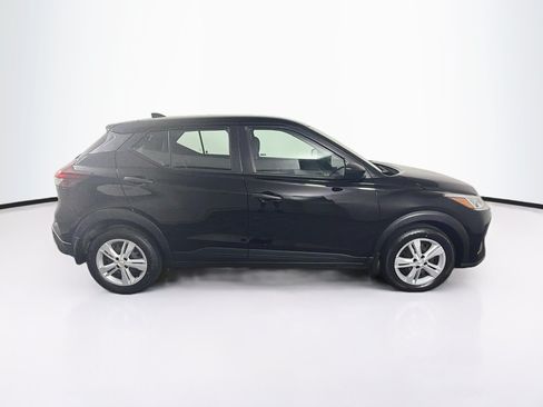 Used 2024 Nissan Kicks S FWD image 10