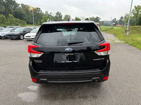 Used 2023 Subaru Forester Premium AWD/4WD image 10