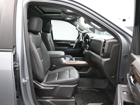 Used 2024 Chevrolet Silverado 3500 LT w/ Texas Edition AWD/4WD image 13