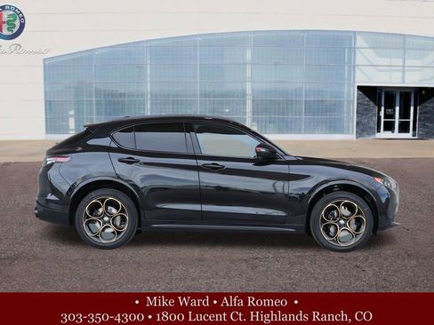 New 2025 Alfa Romeo Stelvio Sprint image 7