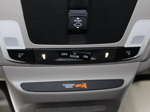 Used 2026 Honda HR-V EX-L image 35