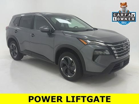 Used 2024 Nissan Rogue SV FWD image 1