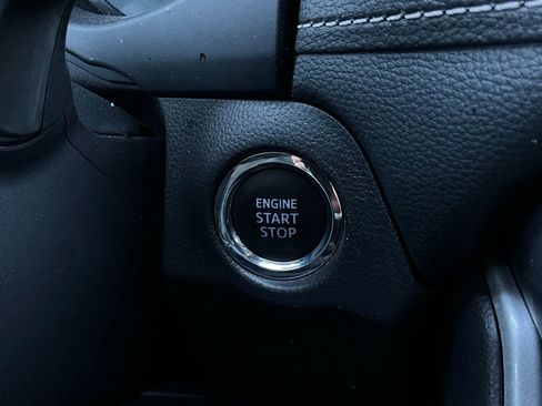 Used 2025 Toyota RAV4 XLE image 29