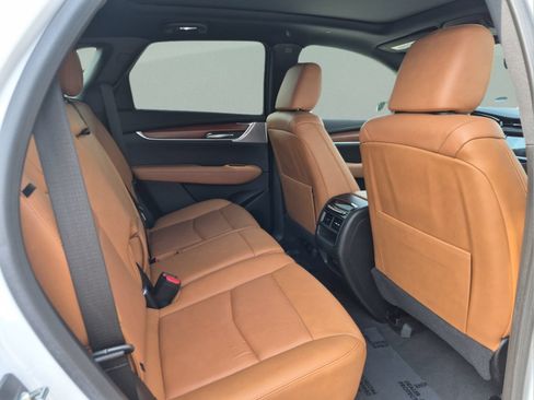 Used 2023 Cadillac XT5 Premium Luxury w/ Technology Package FWD image 14