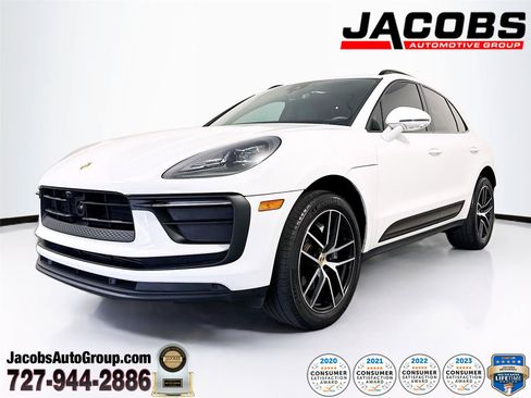 Used 2023 Porsche Macan Turbo AWD/4WD image 1