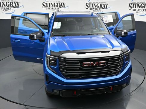 Used 2024 GMC Sierra 1500 AT4 w/ Technology Package image 25