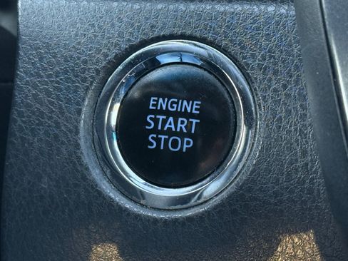 Used 2024 Volkswagen GTI SE w/ SE Leather Seats Package image 28