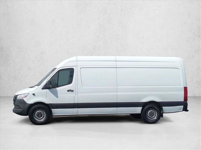 Used 2021 Mercedes-Benz Sprinter 2500 image 9