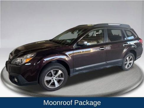 Used 2013 Subaru Outback 3.6R Limited w/ Special Appearance Pkg image 2