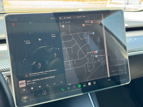 Used 2018 Tesla Model 3 Long Range RWD image 22
