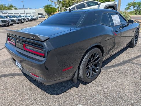 Used 2015 Dodge Challenger SRT Hellcat RWD image 5