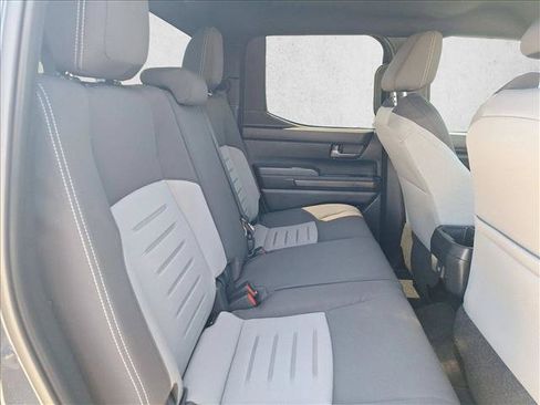 Certified 2025 Toyota Tacoma TRD Off-Road AWD/4WD image 17