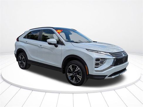 New 2025 Mitsubishi Eclipse Cross SE image 2