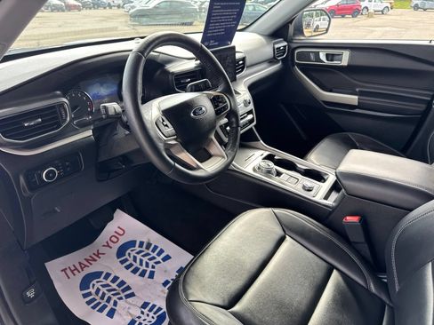 Certified 2023 Ford Explorer XLT w/ Equipment Group 202A AWD/4WD image 23