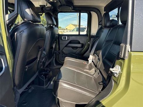Used 2021 Jeep Gladiator Overland w/ Popular Equipment Package image 16