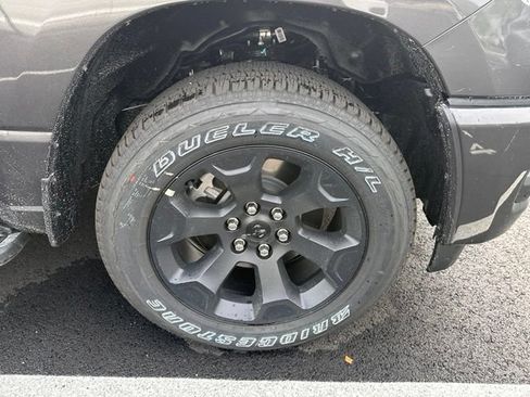 New 2026 RAM 1500 Express AWD/4WD image 11