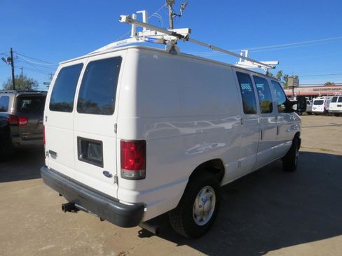 Used 2008 Ford E-250 and Econoline 250 E-250 image 12
