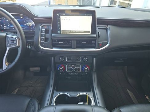 Certified 2023 Chevrolet Tahoe Z71 w/ Luxury Package image 13