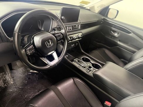 Used 2023 Honda Pilot Touring image 18