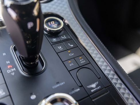 Certified 2025 Bentley Continental GT AWD/4WD image 35