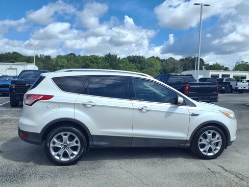 Used 2014 Ford Escape Titanium FWD image 21
