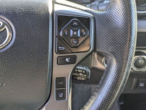 Used 2023 Toyota Tacoma TRD Off-Road image 19