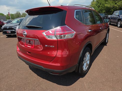 Used 2015 Nissan Rogue SV AWD/4WD image 3