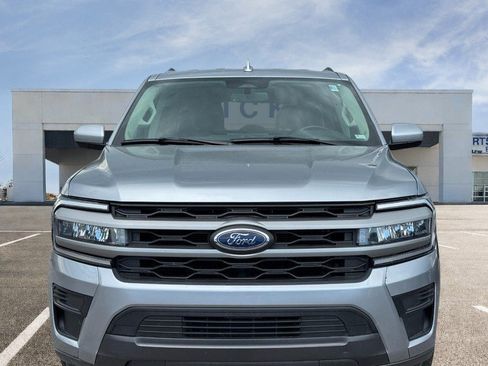Used 2024 Ford Expedition Max XLT RWD image 9