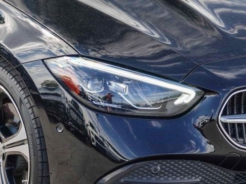 Used 2022 Mercedes-Benz C 300 Sedan image 9