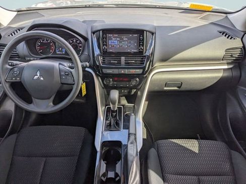 Used 2022 Mitsubishi Eclipse Cross ES FWD image 13