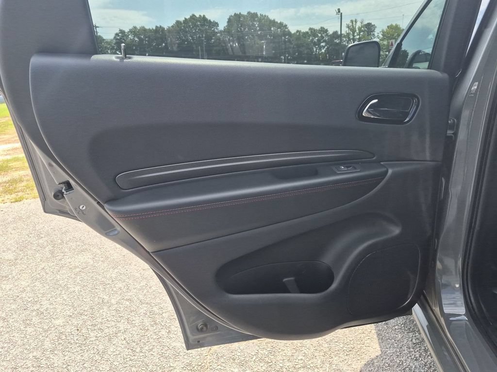 Used 2025 Dodge Durango GT RWD image 29