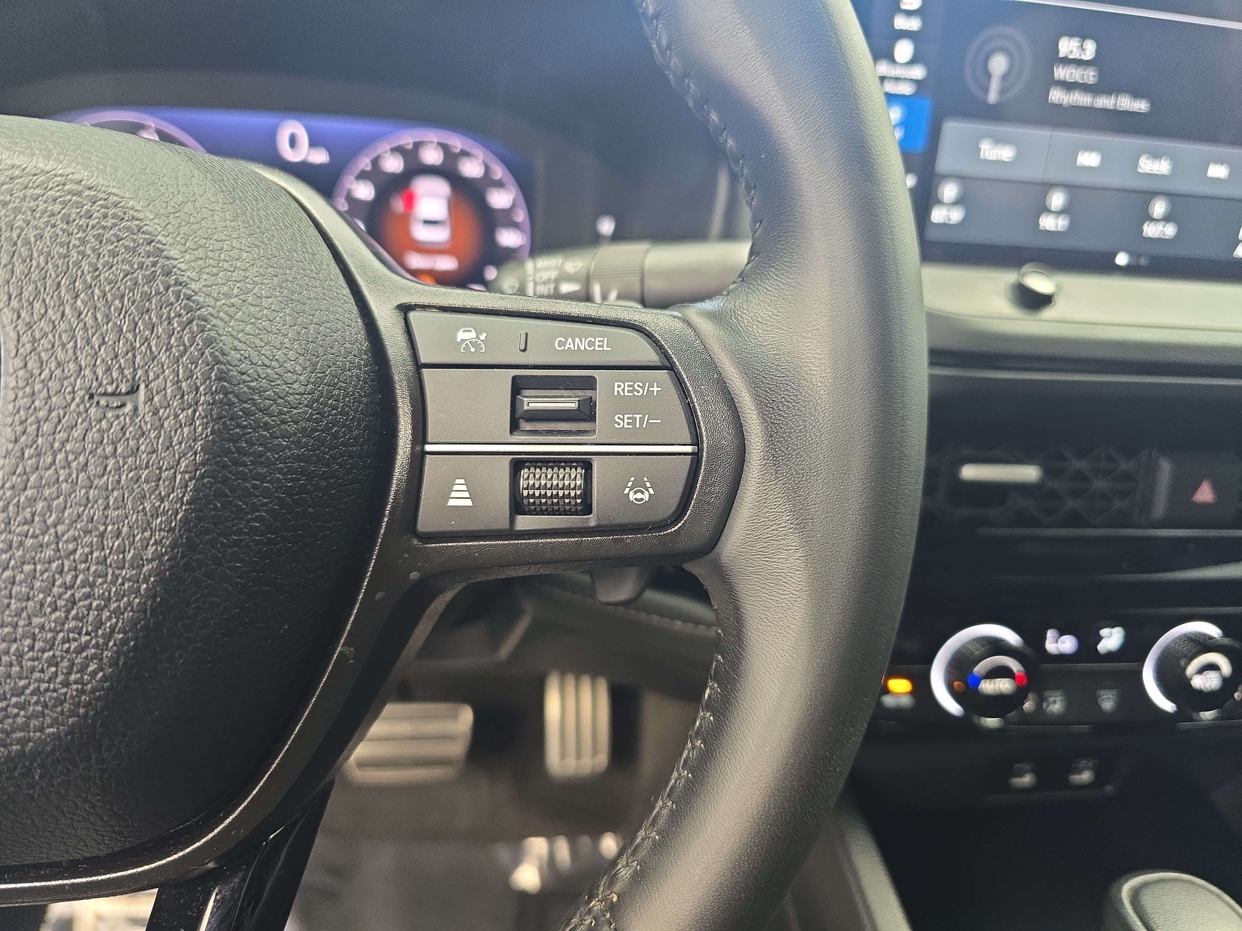 Used 2024 Honda Accord Sport image 17