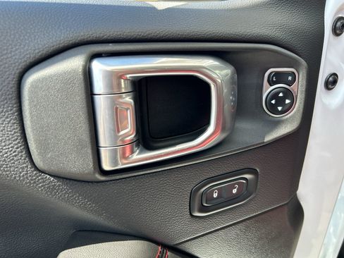 Used 2024 Jeep Wrangler Unlimited Rubicon 392 AWD/4WD image 18