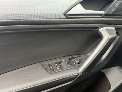 Used 2024 Volkswagen Tiguan S FWD image 11