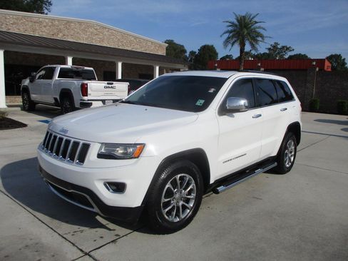 Used 2014 Jeep Grand Cherokee Limited w/ Luxury Group II RWD image 4