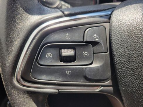 Used 2021 Buick Encore GX Select FWD image 19