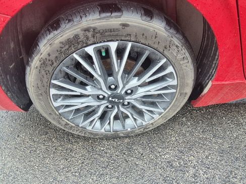 Used 2024 Kia Forte GT-Line image 9