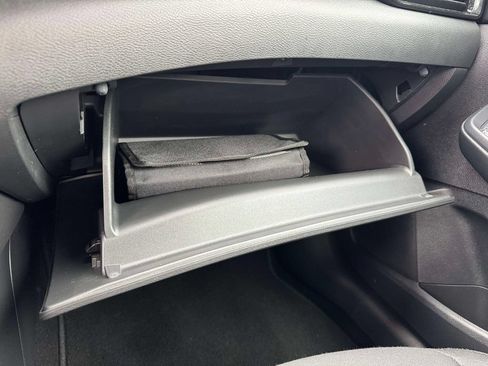 Used 2025 Nissan Sentra SV FWD image 31