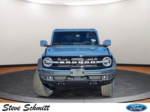 New 2025 Ford Bronco Outer Banks w/ Sasquatch Package image 26