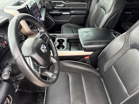 Used 2019 RAM 1500 Laramie image 18