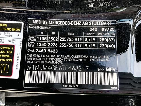 Certified 2026 Mercedes-Benz GLC 300 image 38