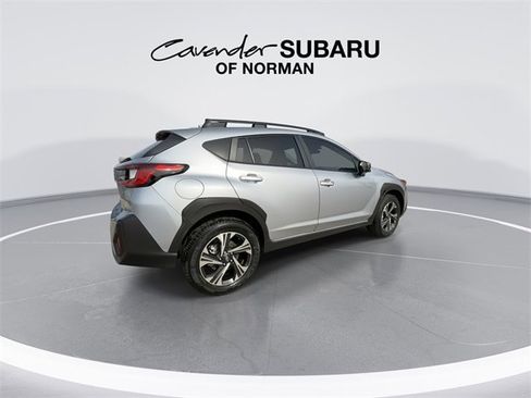 Used 2025 Subaru Crosstrek 2.0i Premium image 8