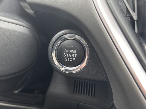 Used 2024 Subaru Crosstrek 2.0i Premium image 18