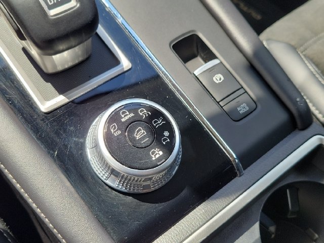 Used 2024 Mitsubishi Outlander SE AWD/4WD image 33