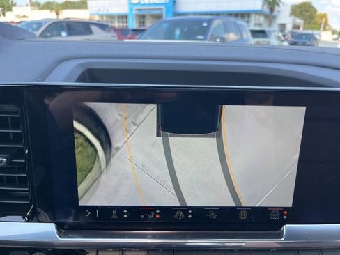 Used 2025 Chevrolet Silverado 1500 High Country w/ Technology Package image 33