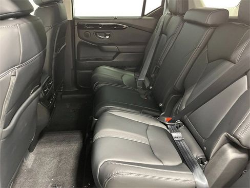 New 2025 Honda Pilot Touring image 19