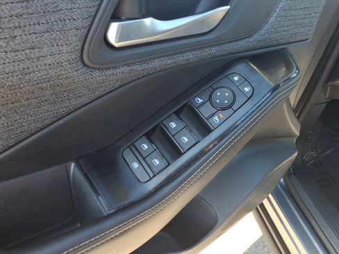 Certified 2023 Nissan Rogue SV image 17